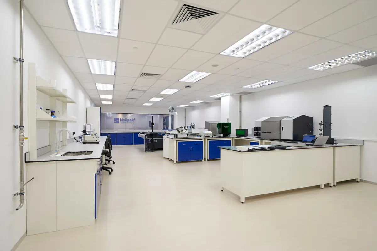Premium commercial office environment illustrating contemporary office interior design Singapore and creative workspace planning.